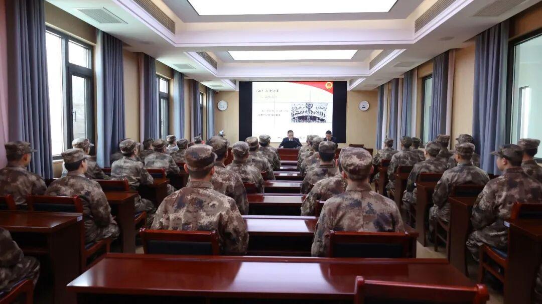 【卢检快报】筑牢法治之基 开启军旅征程 卢氏县人民检察院开展送法助征兵活动